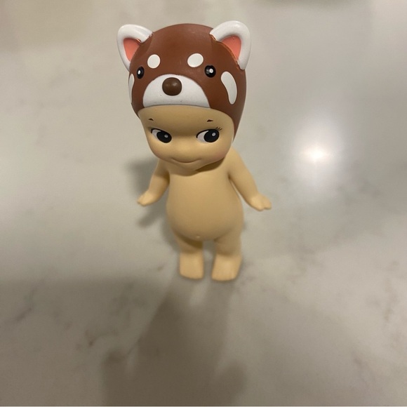 EUC Authentic Sonny Angel - Lesser Panda - Picture 5 of 6